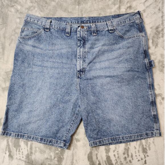 Wrangler Shorts Mens 46 Blue Denim Loose Fit Carpenter Utility Workwear Outdoors - Picture 1 of 9